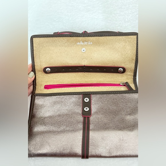 Stella &Dot Metallic Jewelry Organizer with Ribbon Accent - Picture 7 of 9